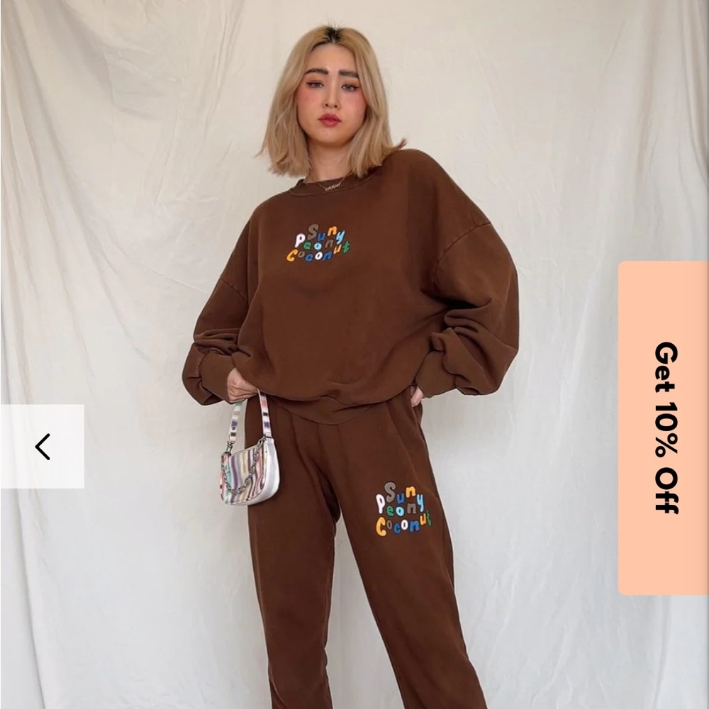 Sun Peony Coconut Hot Chocolate Mom Sweat Set